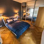 Modern Luxury Apartment In City Centre