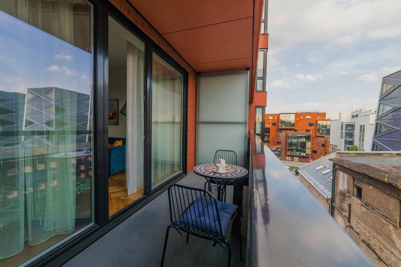 Modern Luxury In Centre *