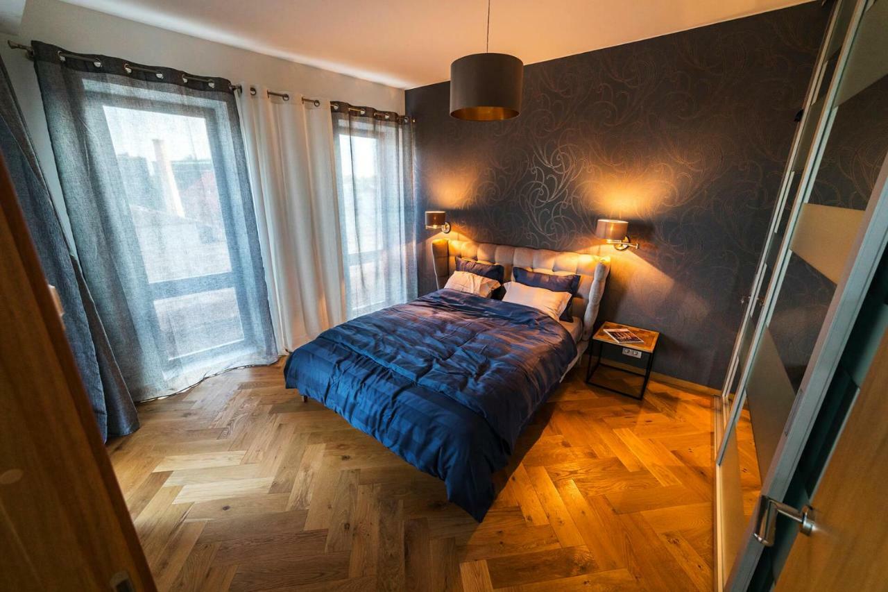 Modern Luxury In Centre